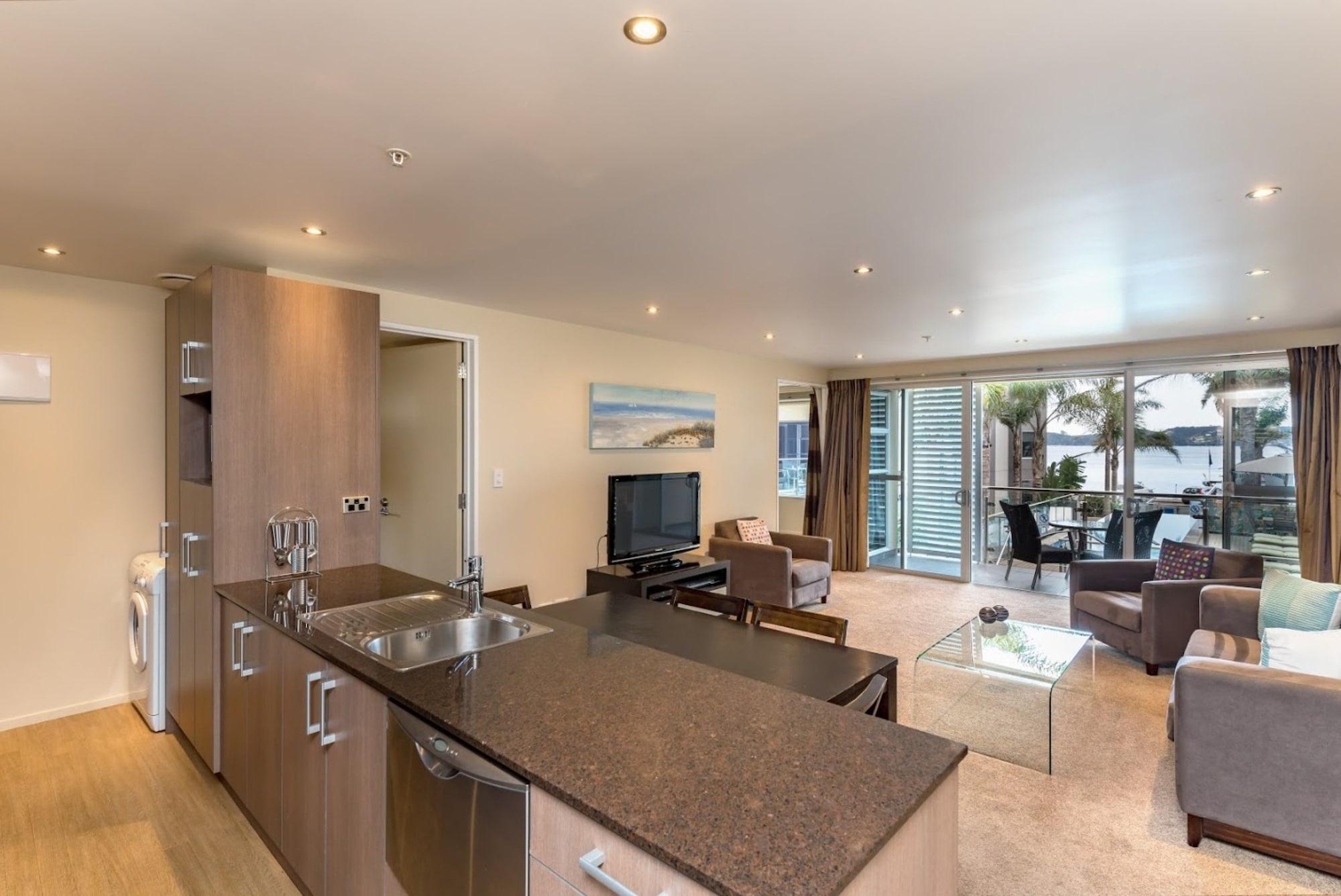 Edgewater Palms Apartments Paihia Eksteriør billede