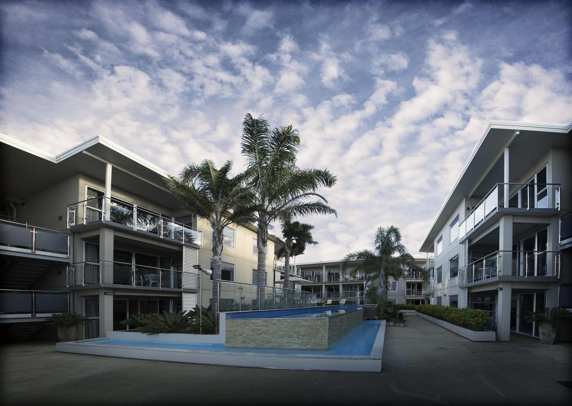 Edgewater Palms Apartments Paihia Eksteriør billede